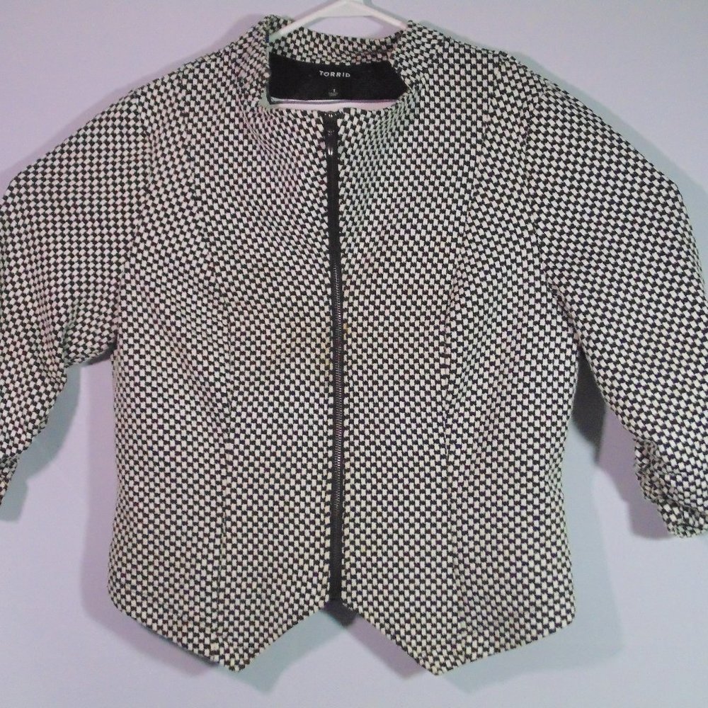 Black White check 3/4 Sleeve Full Zip jacket Size 1 (14/16 or 1X)